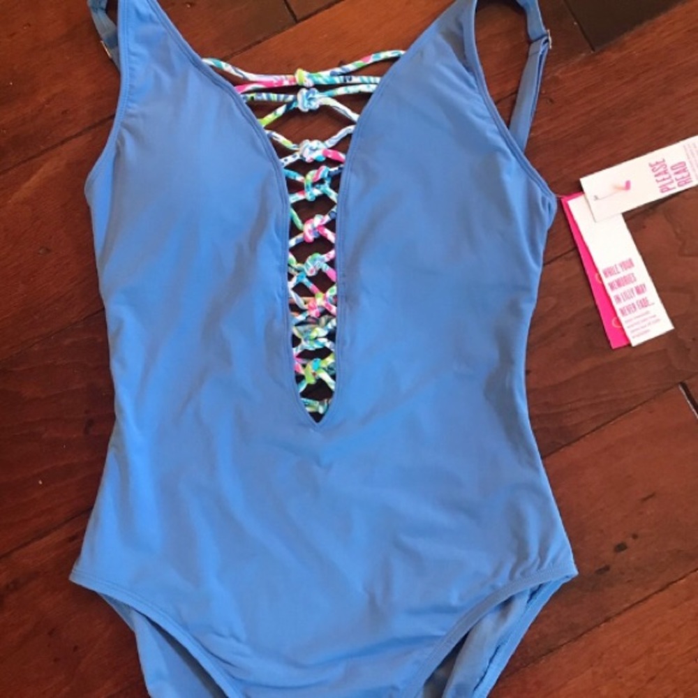 NWT lilly pulitzer lattice swim suit
